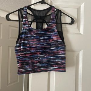 Lululemon crop top with built in bra. (Heavy/Moderate Support)